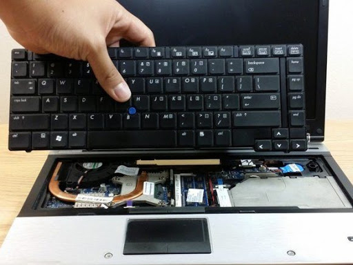 Ремонт и замена клавиатуры в ноутбуке
